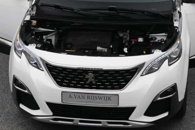 Peugeot 5008 (2019) thumbnail 31