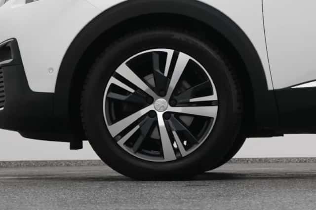 Peugeot 5008 (2019) thumbnail 39