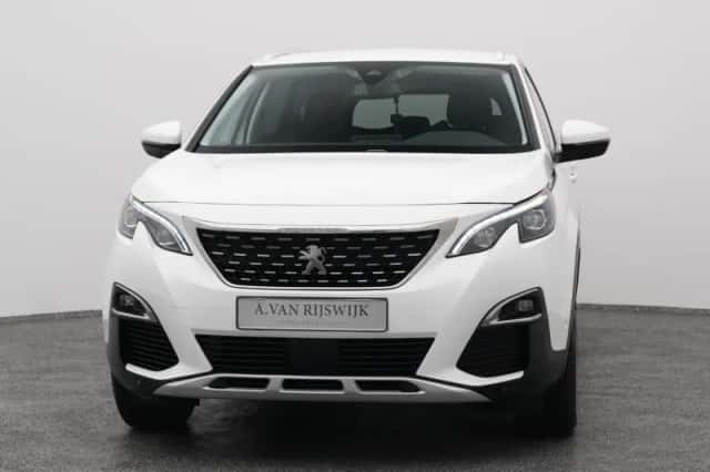Peugeot 5008 (2019) thumbnail 9