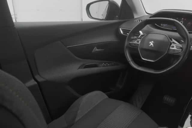 Peugeot 5008 (2020) thumbnail 11