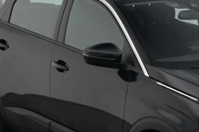 Peugeot 5008 (2020) thumbnail 23
