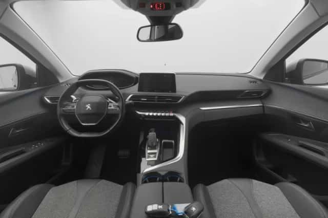 Peugeot 3008 (2019) thumbnail 3