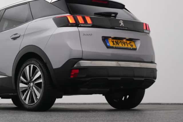 Peugeot 3008 (2019) thumbnail 22