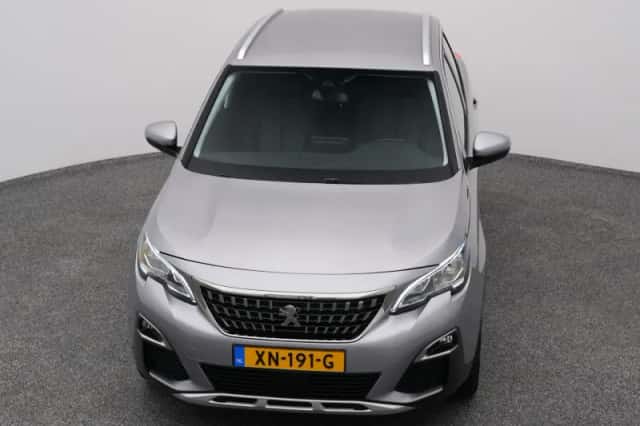 Peugeot 3008 (2019) thumbnail 26