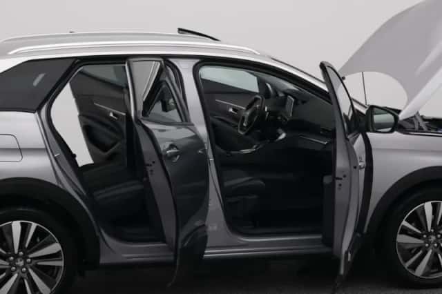 Peugeot 3008 (2019) thumbnail 34