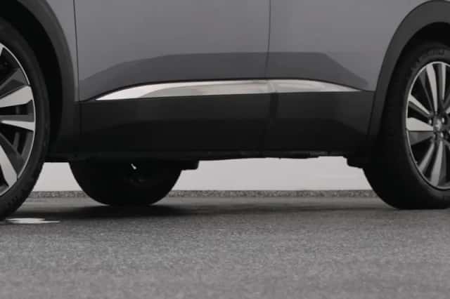 Peugeot 3008 (2019) thumbnail 37