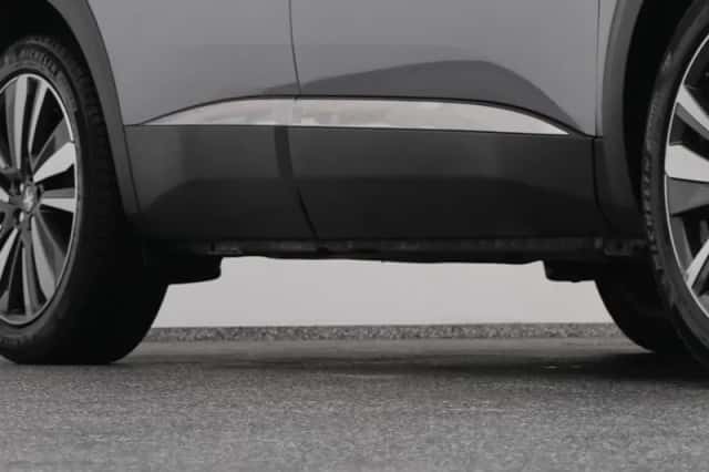Peugeot 3008 (2019) thumbnail 38