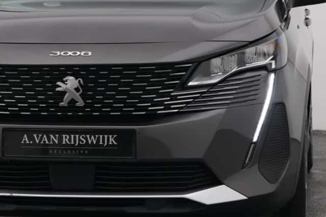 Peugeot 3008 (2023) thumbnail 19