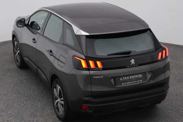 Peugeot 3008 (2023) thumbnail 25