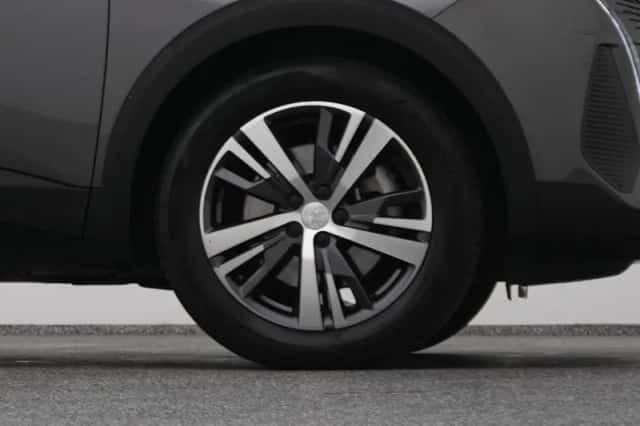 Peugeot 3008 (2023) thumbnail 42