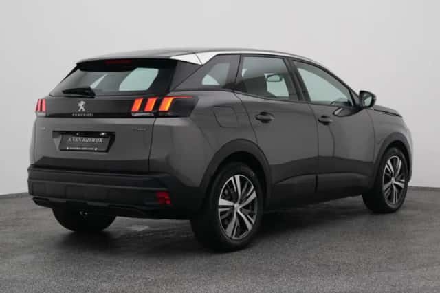 Peugeot 3008 (2023) thumbnail 6