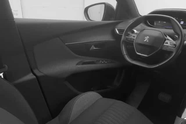 Peugeot 5008 (2023) thumbnail 11