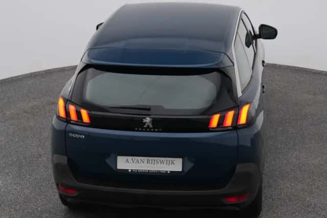 Peugeot 5008 (2023) thumbnail 28