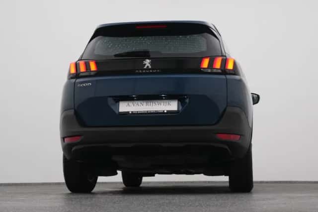 Peugeot 5008 (2023) thumbnail 36