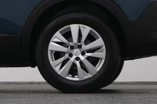 Peugeot 5008 (2023) thumbnail 40