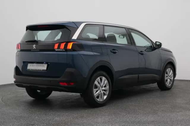Peugeot 5008 (2023) thumbnail 6