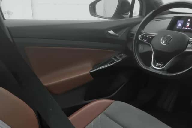 Volkswagen ID.4 (2020) thumbnail 12