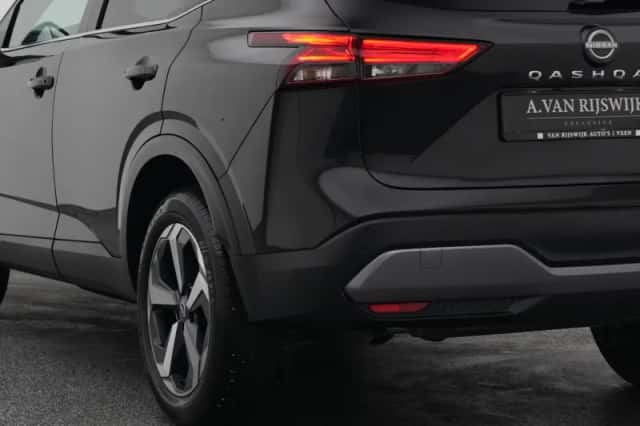 Nissan Qashqai (2023) thumbnail 18