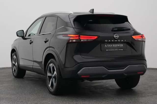 Nissan Qashqai (2023) thumbnail 5