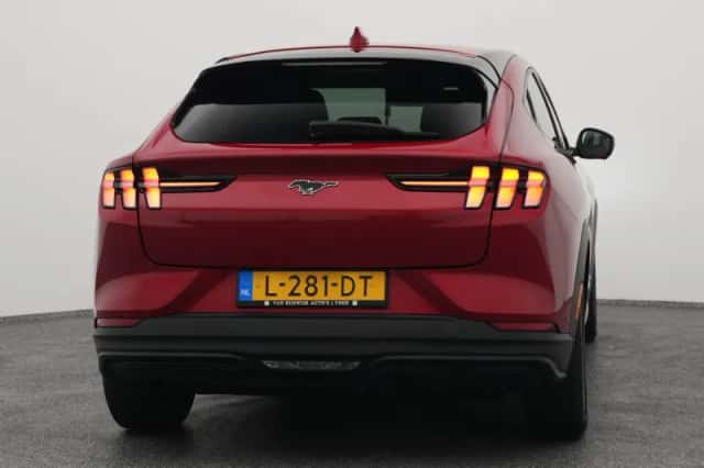 Ford Mustang (2021) thumbnail 11