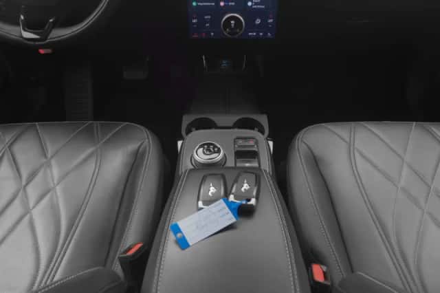 Ford Mustang (2021) thumbnail 13