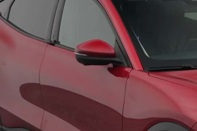 Ford Mustang (2021) thumbnail 24