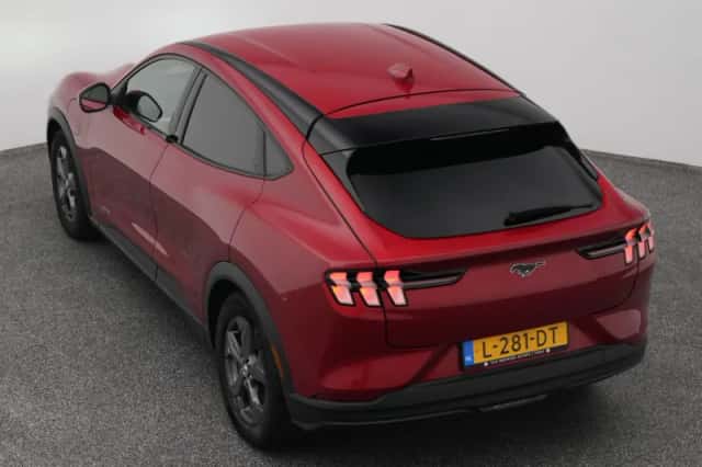 Ford Mustang (2021) thumbnail 26