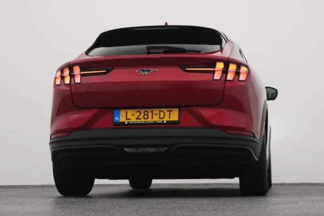 Ford Mustang (2021) thumbnail 37