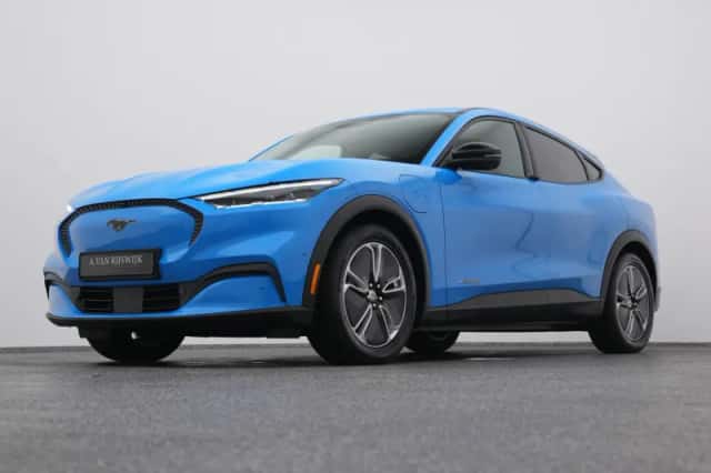 Ford Mustang (2024) thumbnail 16