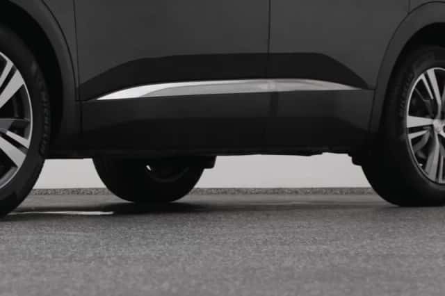 Peugeot 3008 (2022) thumbnail 37