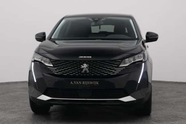 Peugeot 3008 (2022) thumbnail 9