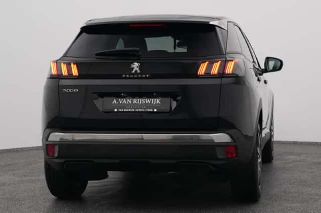 Peugeot 3008 (2022) thumbnail 10