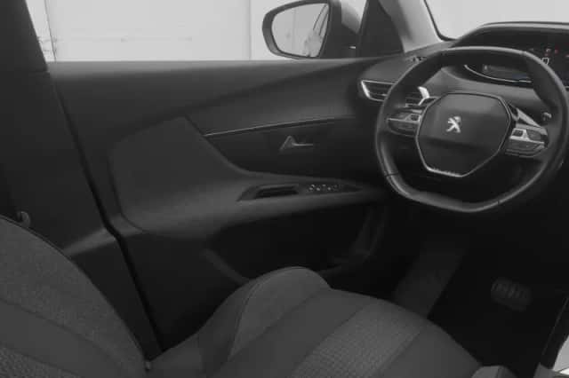 Peugeot 5008 (2021) thumbnail 11