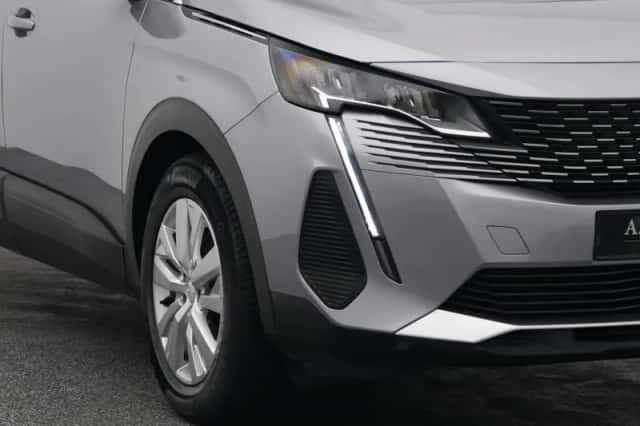 Peugeot 5008 (2021) thumbnail 17