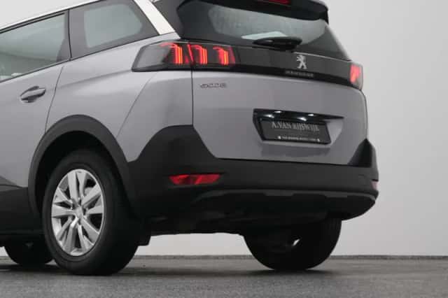 Peugeot 5008 (2021) thumbnail 22
