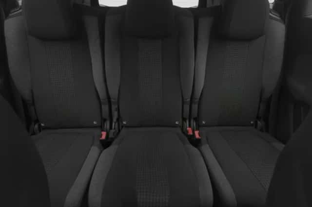 Peugeot 5008 (2021) thumbnail 4