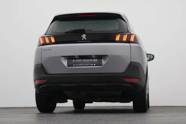 Peugeot 5008 (2021) thumbnail 36
