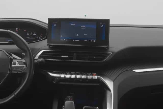 Peugeot 5008 (2021) thumbnail 8