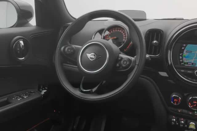 MINI Mini (2020) thumbnail 7