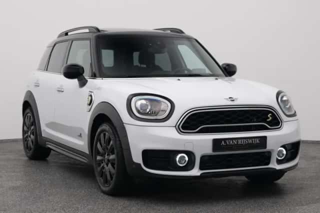 MINI Mini Countryman 1 5 Cooper s e all4 Pano Camera Keyless Leder Hud (2020) thumbnail 2
