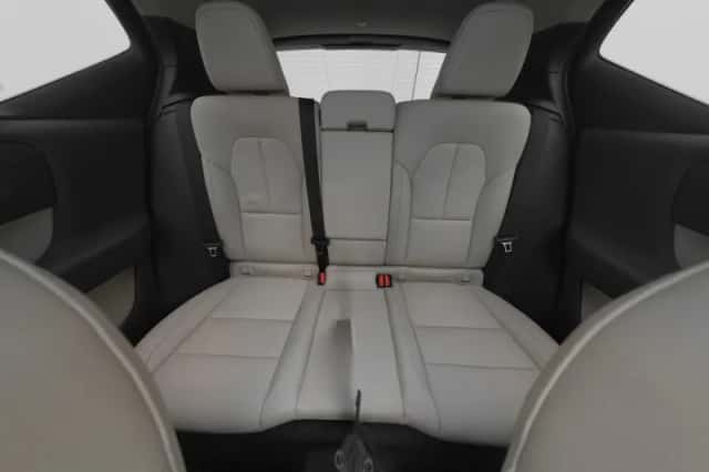 Volvo XC40 (2020) thumbnail 4