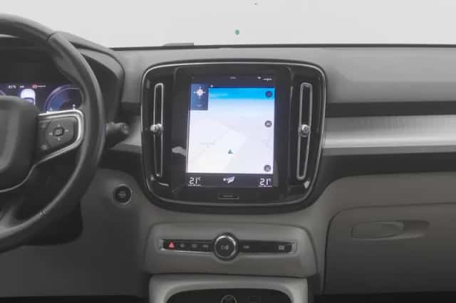 Volvo XC40 (2020) thumbnail 8