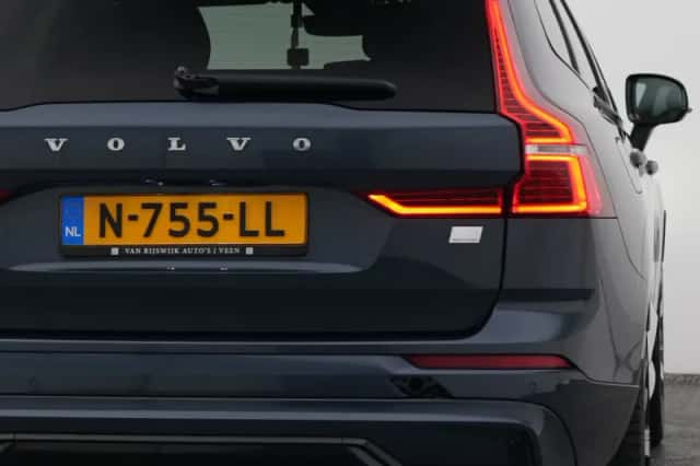 Volvo XC60 (2021) thumbnail 20