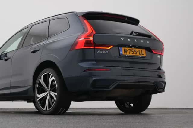 Volvo XC60 (2021) thumbnail 22