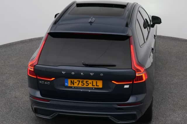 Volvo XC60 (2021) thumbnail 28