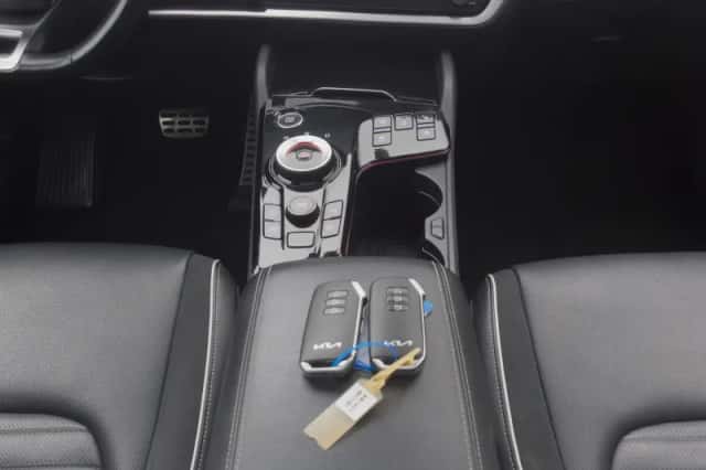 Kia Sportage (2022) thumbnail 12