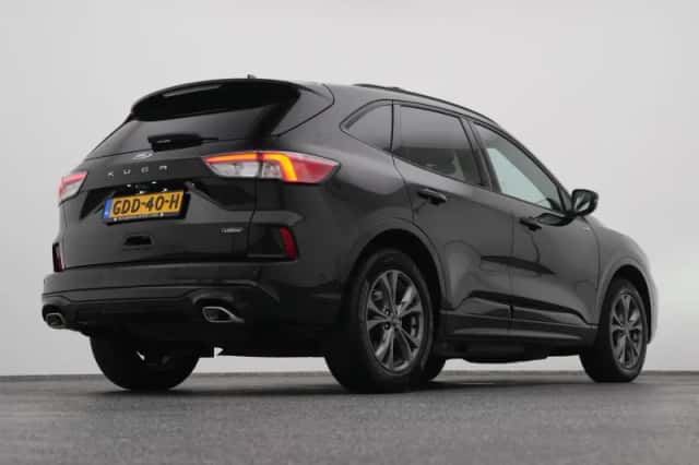 Ford Kuga (2022) thumbnail 16