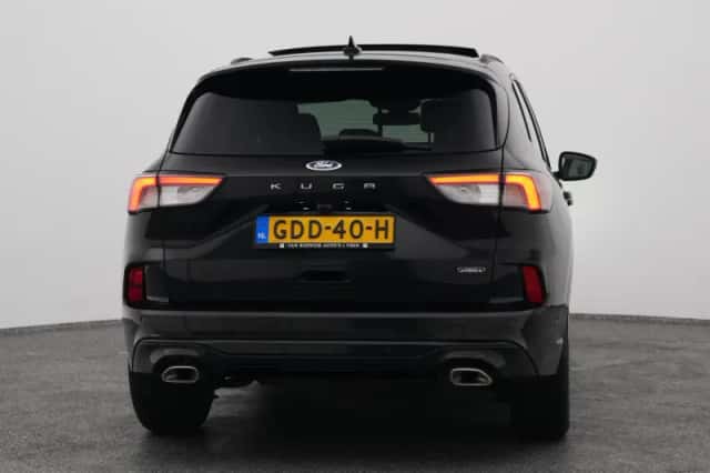 Ford Kuga (2022) thumbnail 10