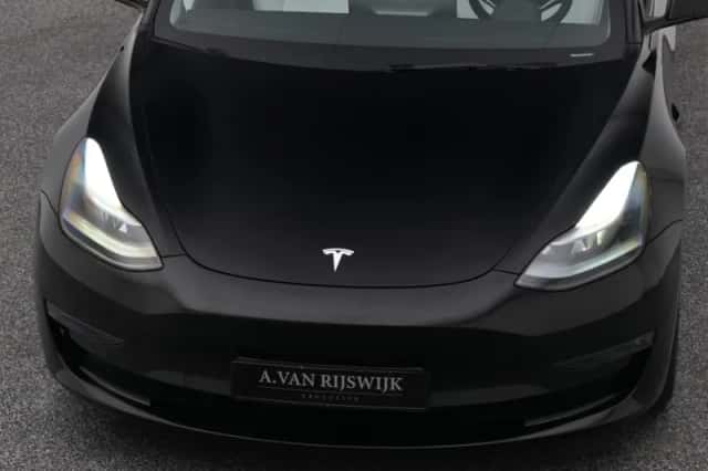 Tesla Model 3 (2023) thumbnail 31
