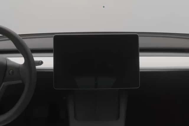 Tesla Model 3 (2023) thumbnail 9